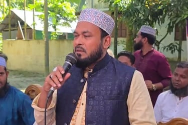 ‘এই মুহূর্তে সবচেয়ে ঘৃণিত নাম শেখ হাসিনা’