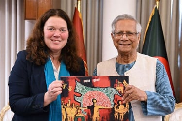 ফেব্রুয়ারির প্রথমার্ধে সুষ্ঠু নির্বাচন আয়োজনে সরকার প্রতিশ্রুতিবদ্ধ : প্রধান উপদেষ্টা