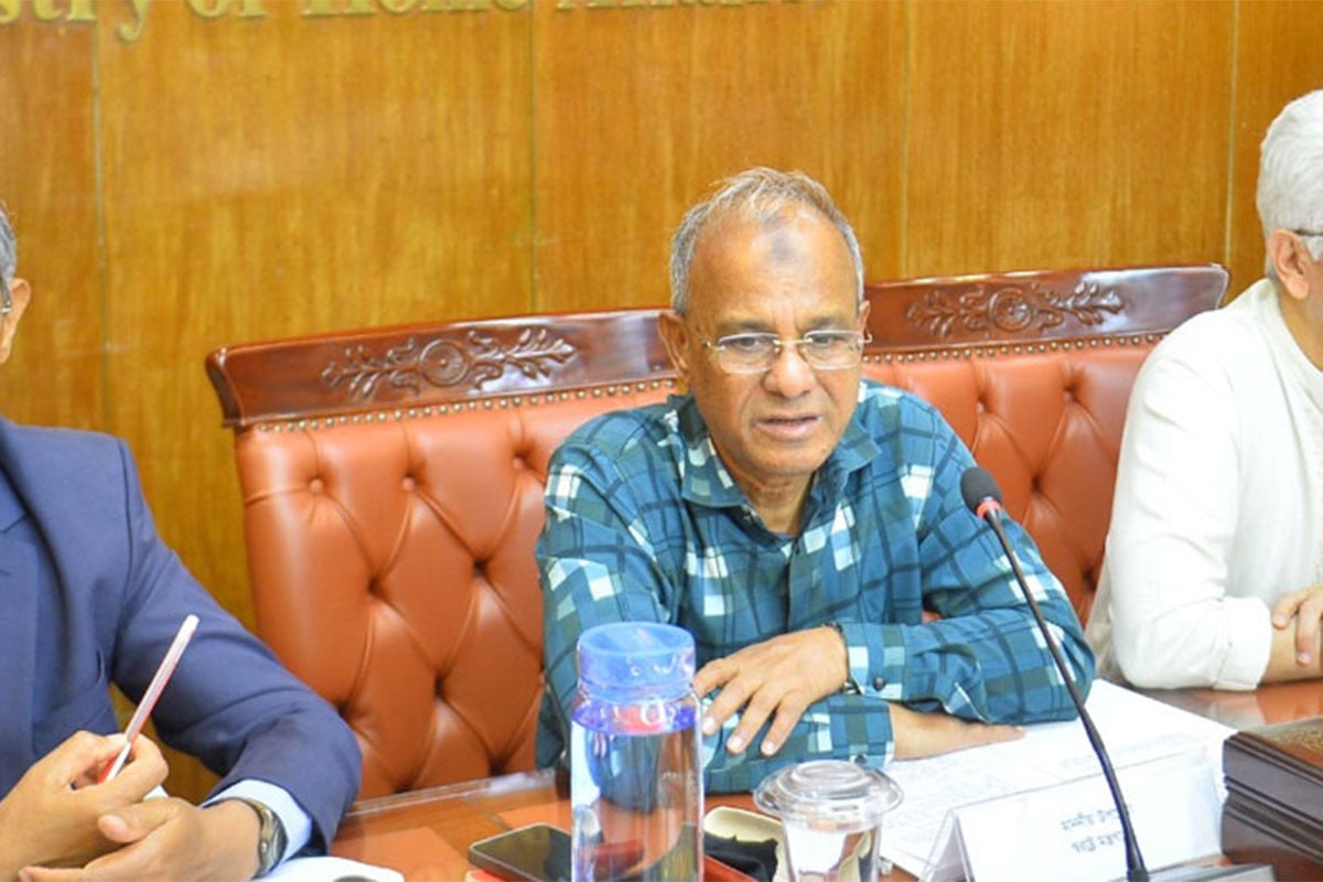 শেখ হাসিনার রায় ঘিরে দেশে কোনো অস্থিরতা নেই : স্বরাষ্ট্র উপদেষ্টা