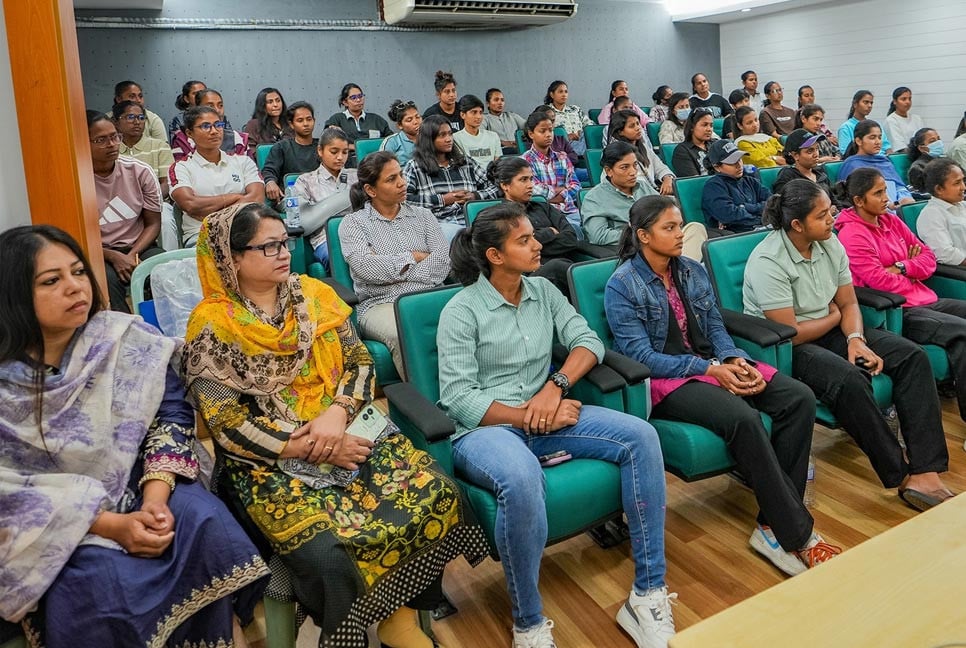 নারী ক্রিকেটারদের নিয়ে লিঙ্গ সংবেদনশীলতা কর্মশালা