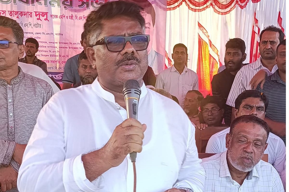 শেখ হাসিনাকে বন্দী বিনিময় চুক্তির মাধ্যমে ফিরিয়ে রায় কার্যকর করতে হবে : দুলু