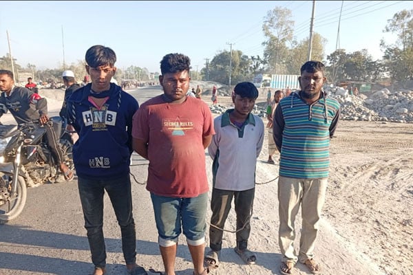 পঞ্চগড়ে ভারসাম্যহীন নারীকে ধর্ষণ, আটক চার