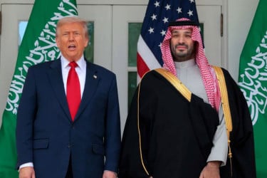 সৌদিকে ন্যাটোর বাইরে প্রধান মিত্র ঘোষণা ট্রাম্পের