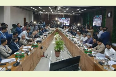 জামায়াত-এনসিপিসহ ৬ দলের সঙ্গে সংলাপে বসেছে ইসি