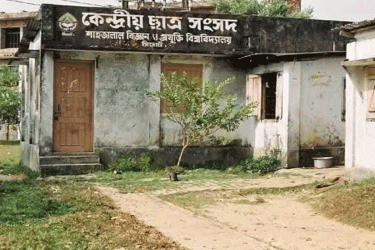 শাকসু নির্বাচন: অনলাইনে উস্কানি ছড়ালে ব্যবস্থা নেবে কমিশন