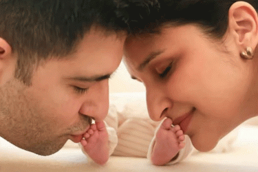 ছেলের নাম জানল রাঘব-পরিণীতি