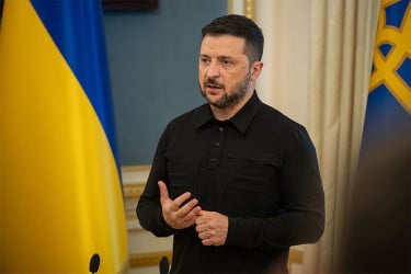 শান্তি প্রচেষ্টা জোরদারে আলোচনার জন্য তুরস্কে জেলেনস্কি