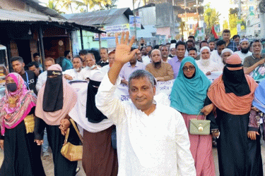 তারেক রহমান তৃণমূলকে ধানের শীষ উপহার দিয়েছেন : সরওয়ার আলমগীর