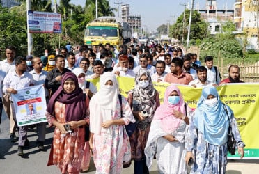 দিনাজপুরে ফারিয়ার মানববন্ধন