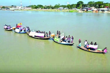গ্যাস সম্প্রসারণের বিরুদ্ধে ‘নৌবহর’ কর্মসূচি