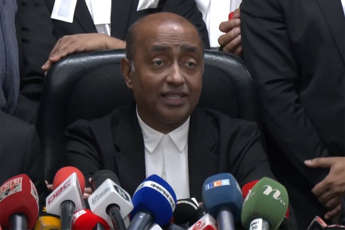 দেশ গণতান্ত্রিক মহাসড়কে হাঁটা শুরু করলো : অ্যাটর্নি জেনারেল