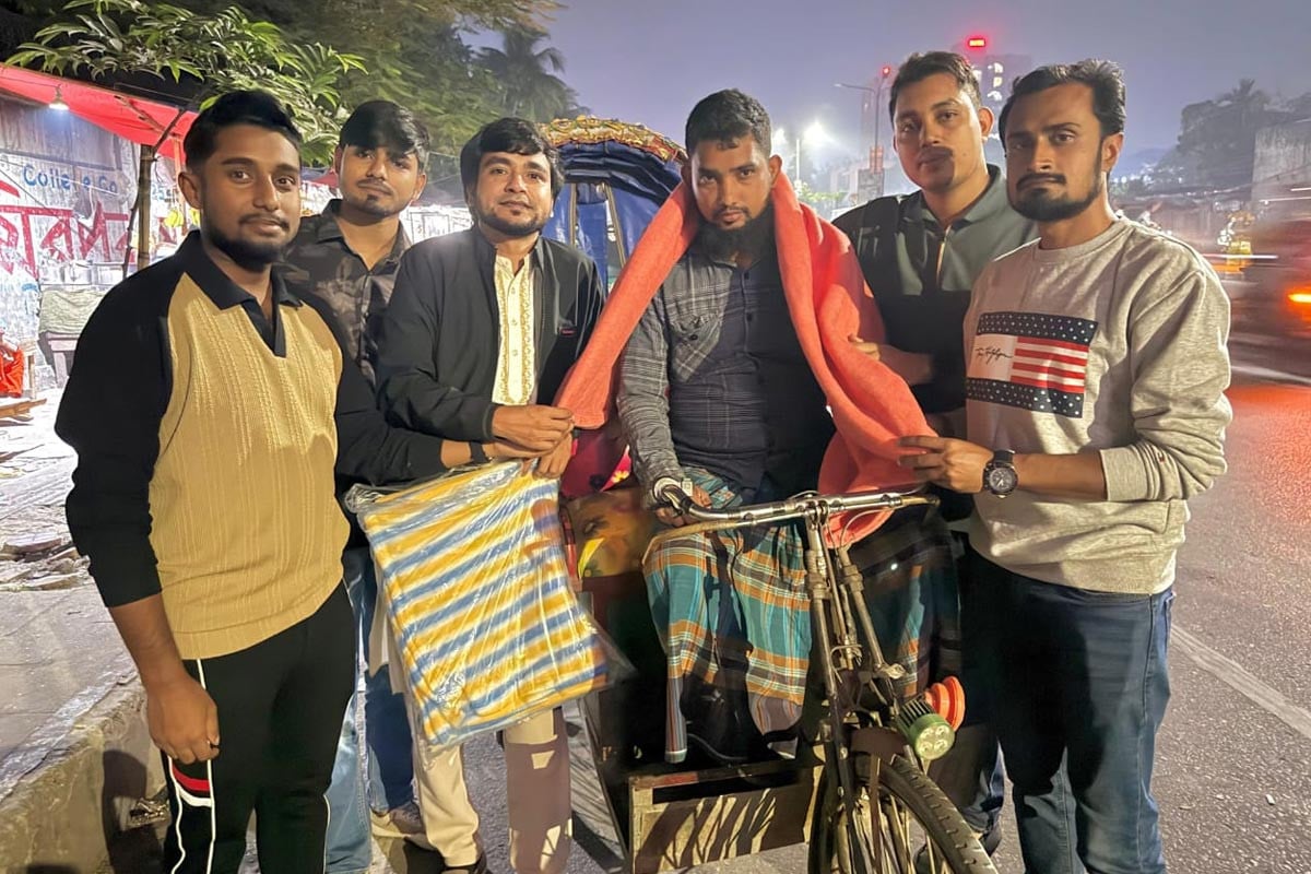 তারেক রহমানের জন্মদিন উপলক্ষে শীতবস্ত্র বিতরণ ছাত্রদলের