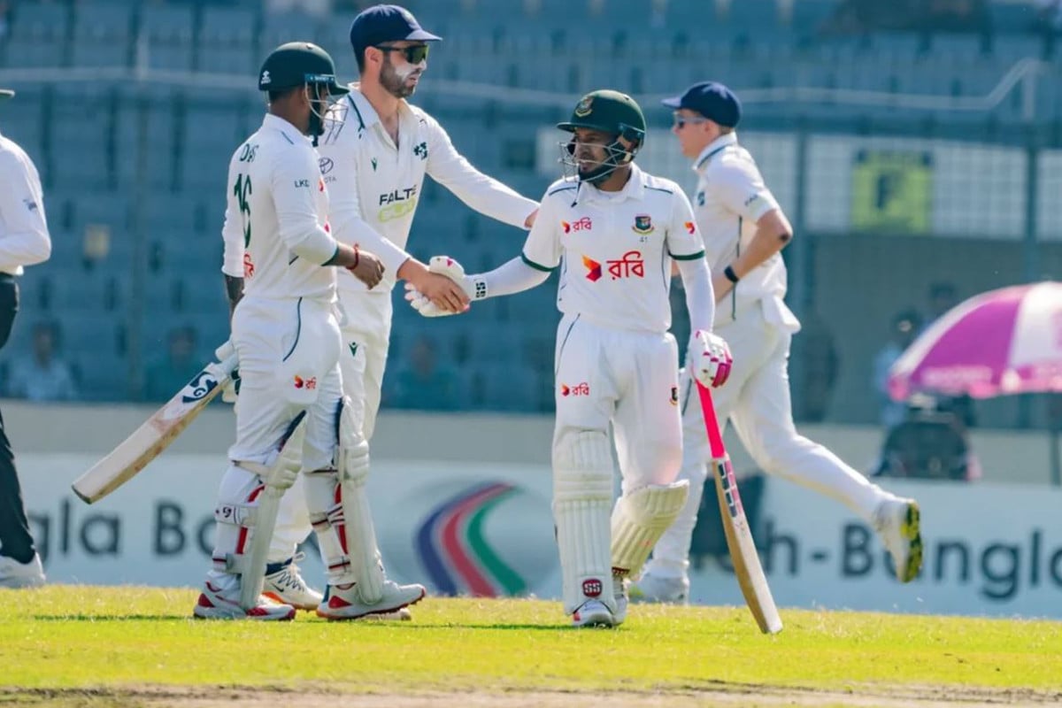 মুশফিক-লিটনের সেঞ্চুরিতে রান পাহাড়ে বাংলাদেশ