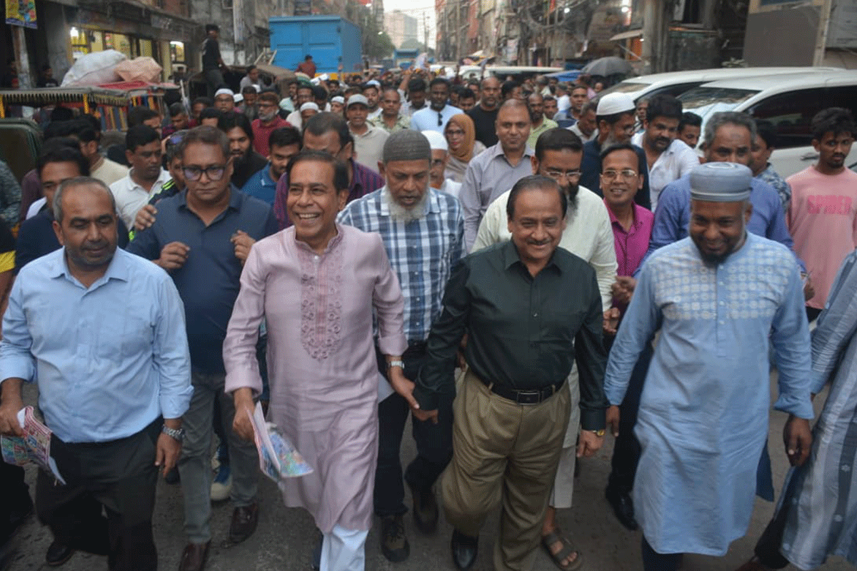 নারায়ণগঞ্জে বিএনপি প্রার্থীর গণসংযোগ