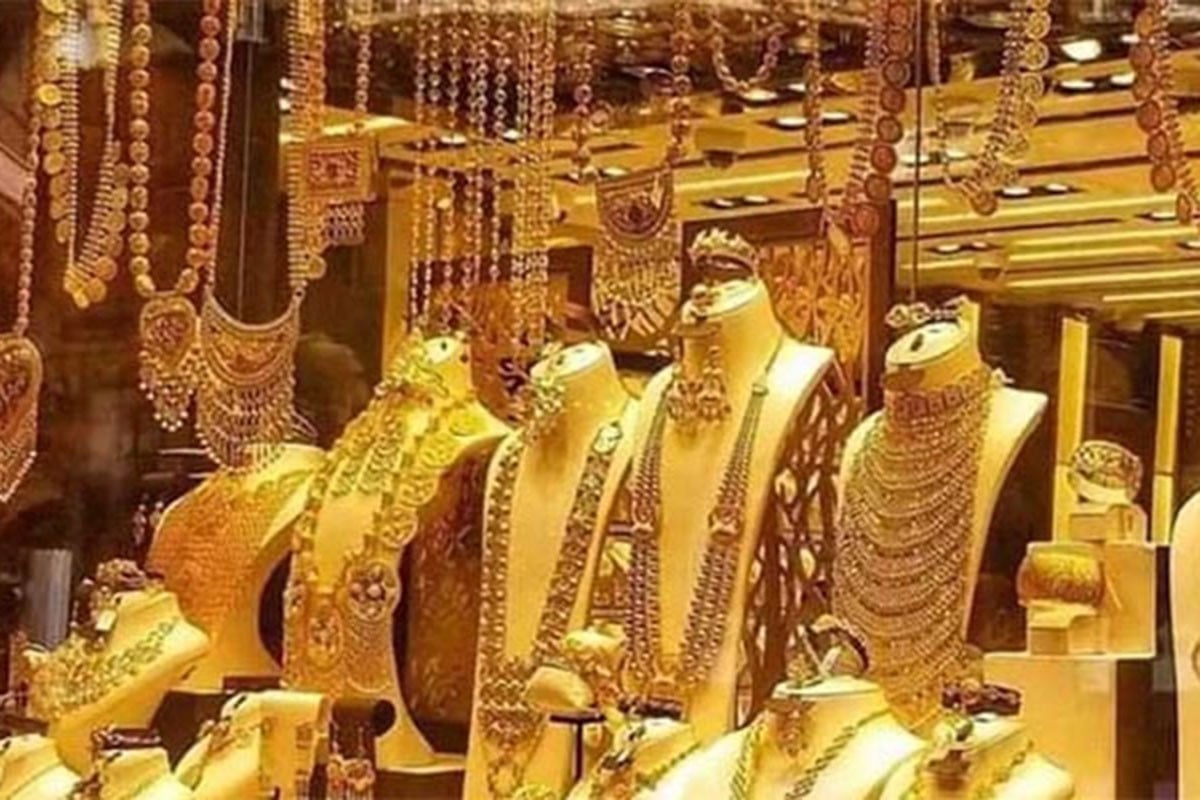 দেশের বাজারে কমলো স্বর্ণের দাম