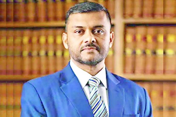 তত্ত্বাবধায়ক সরকারের প্রধান কে হবেন