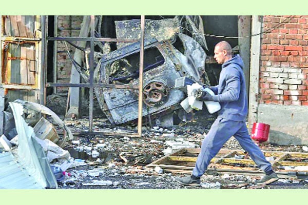 ইউক্রেনকে ছাড়তে হবে ভূখণ্ড