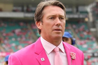 বেটিং সংস্থার সঙ্গে জড়িত থাকায় ধারাভাষ্যকারের চাকরি হারালেন ম্যাকগ্রা