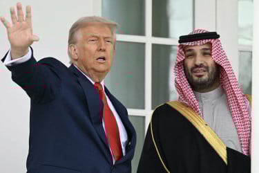 সৌদি যুবরাজের অনুরোধ, সুদানের সংঘাত অবসান করতে চান ট্রাম্প