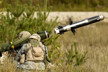 ভারতকে ৯৩ মিলিয়ন ডলারের জ্যাভলিন ক্ষেপণাস্ত্র ও গোলাবারুদ দেবে যুক্তরাষ্ট্র