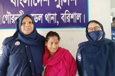 সরকারী অফিসে আত্মহত্যার চেষ্টা, আটক নারী জেলহাজতে