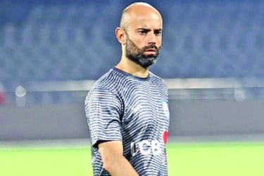 এক জয়ে কি টিকে গেলেন কাবরেরা