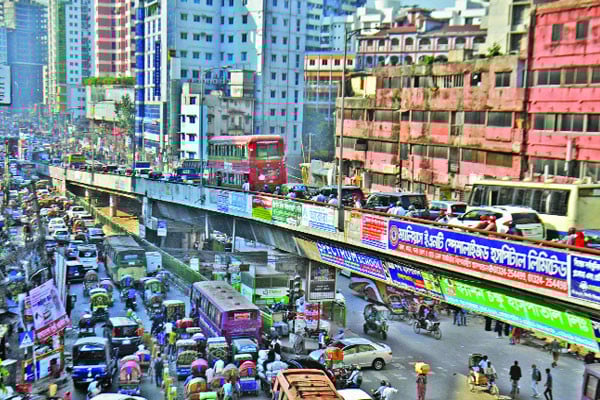 রাজধানীর সড়কে তীব্র যানজট