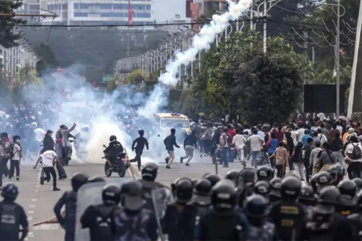 ফের উত্তপ্ত নেপাল, সবাইকে শান্ত থাকার আহ্বান প্রধানমন্ত্রী সুশীলার