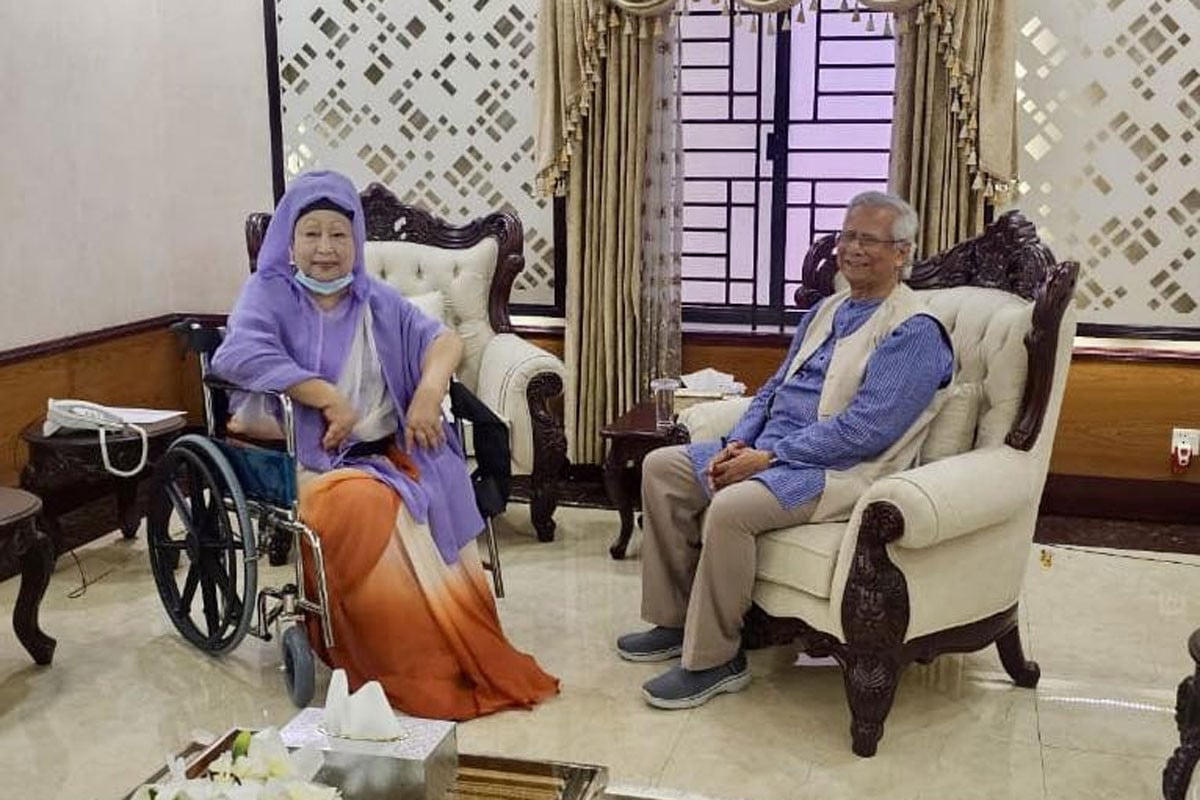 সেনাকুঞ্জে প্রধান উপদেষ্টা ও বিএনপি চেয়ারপারসনের সৌজন্য সাক্ষাৎ