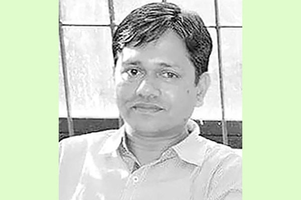 ডলফিন বাঁচবে কী করে