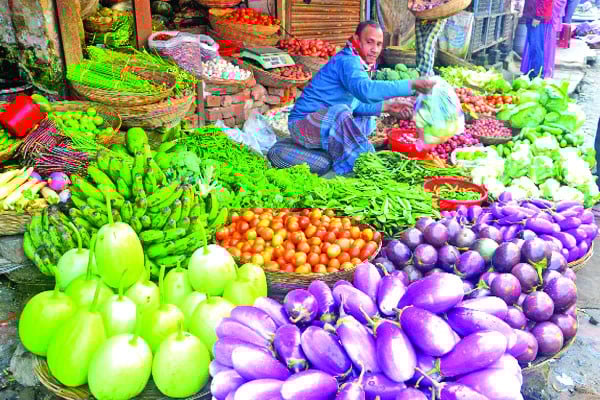 সবজির সরবরাহ বাড়লেও কমছে না দাম