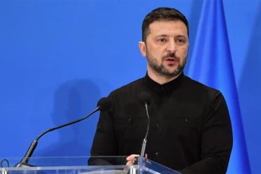 রুশ হামলার একদিন পরেও নিখোঁজ ২২ : জেলেনস্কি