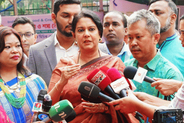 দুর্যোগের প্রভাব কমাতে পাহাড় ও জলাশয় রক্ষা করতে হবে: পরিবেশ উপদেষ্টা