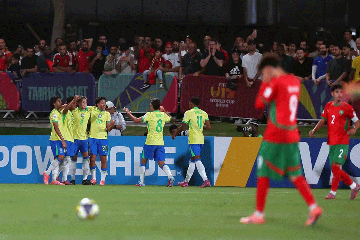 শেষ মুহূর্তের গোলে মরক্কোকে হারিয়ে সেমিফাইনালে ব্রাজিল