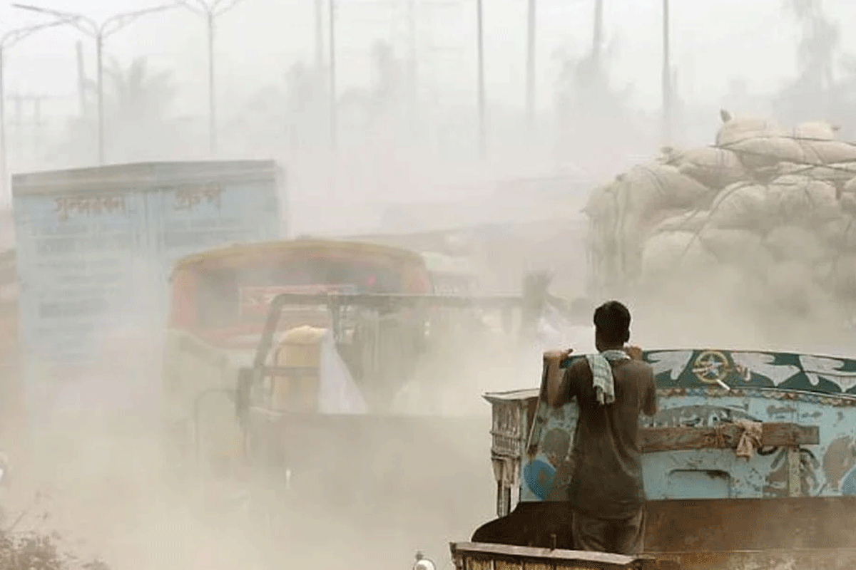 ঢাকার বাতাস আজও ‘অস্বাস্থ্যকর’