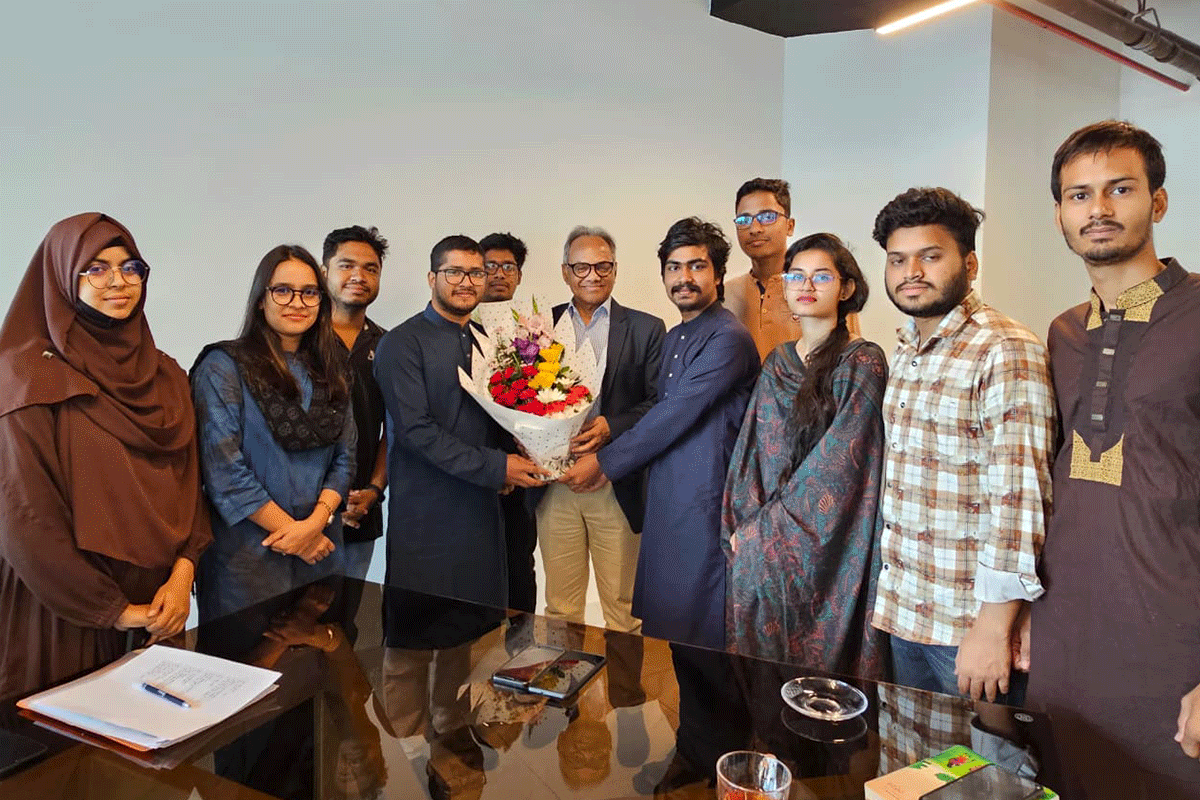 ইমদাদুল হক মিলনের সাথে শুভসংঘ ঢাবি শাখার সৌজন্য সাক্ষাৎ