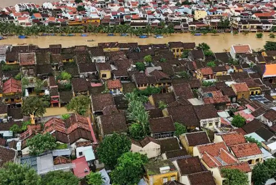 ভিয়েতনামে বন্যায় ৫৫ জনের প্রাণহানি