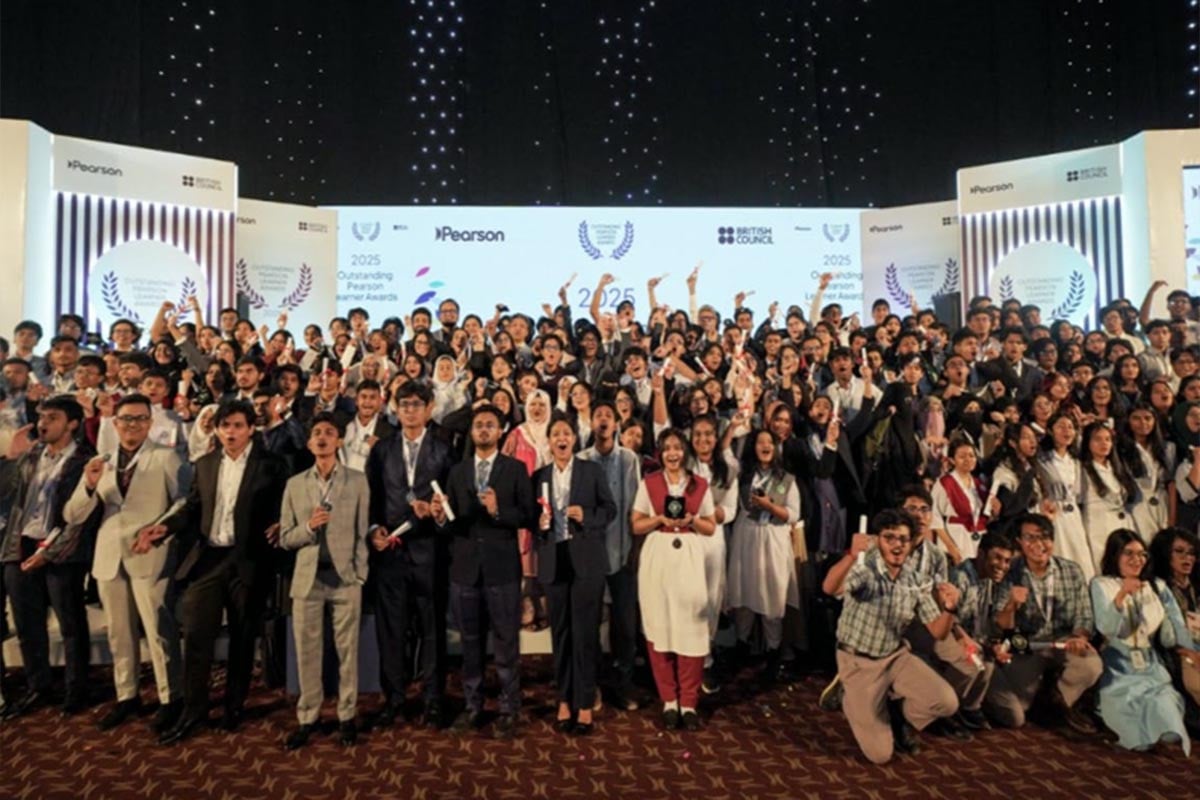 ৭৩৬ শিক্ষার্থীকে সম্মাননা জানাল পিয়ারসন ও ব্রিটিশ কাউন্সিল