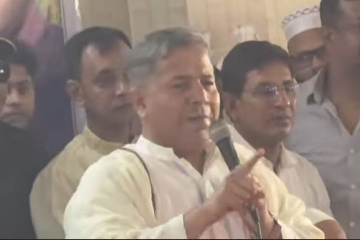 নির্যাতিত নারীদের পাশে দাঁড়াতে হবে: ফরিদপুরে কৃষক দল নেতা