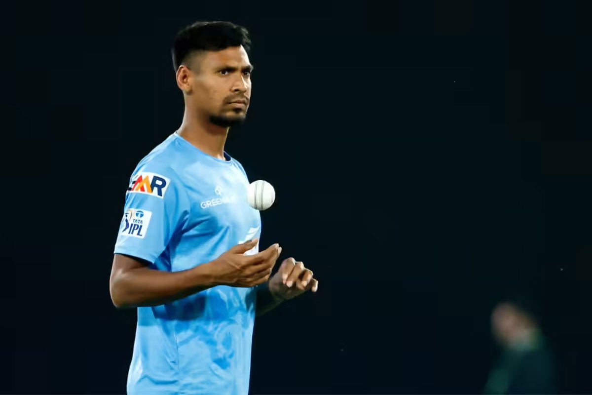 মুস্তাফিজকে আবারও দলে নিলো ক্যাপিটালস