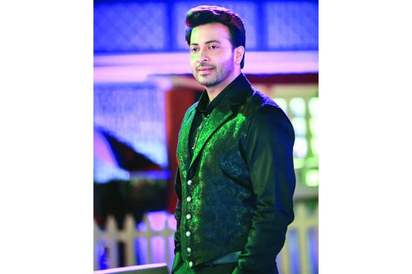 আন্দোলন-ভূমিকম্পেও স্থির শাকিব খান