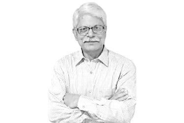 শেখ হাসিনার মুখে এখনো দেখে নেওয়ার হুমকি