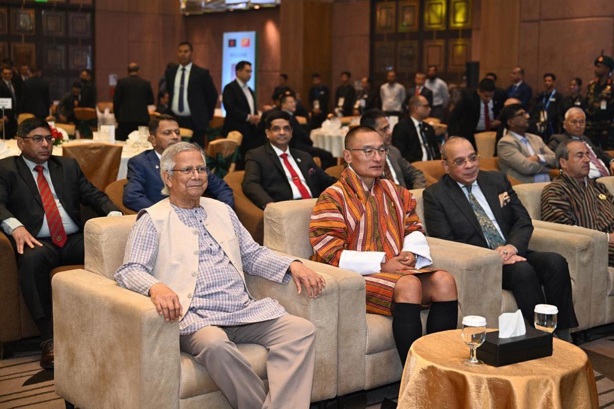 ভুটানের প্রধানমন্ত্রীর সম্মানে প্রধান উপদেষ্টার নৌশভোজের আয়োজন