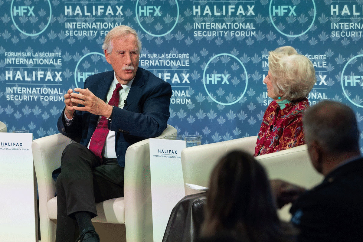 ইউক্রেন যুদ্ধ বন্ধে জেনেভায় বসছে যুক্তরাষ্ট্রের শান্তি বৈঠক