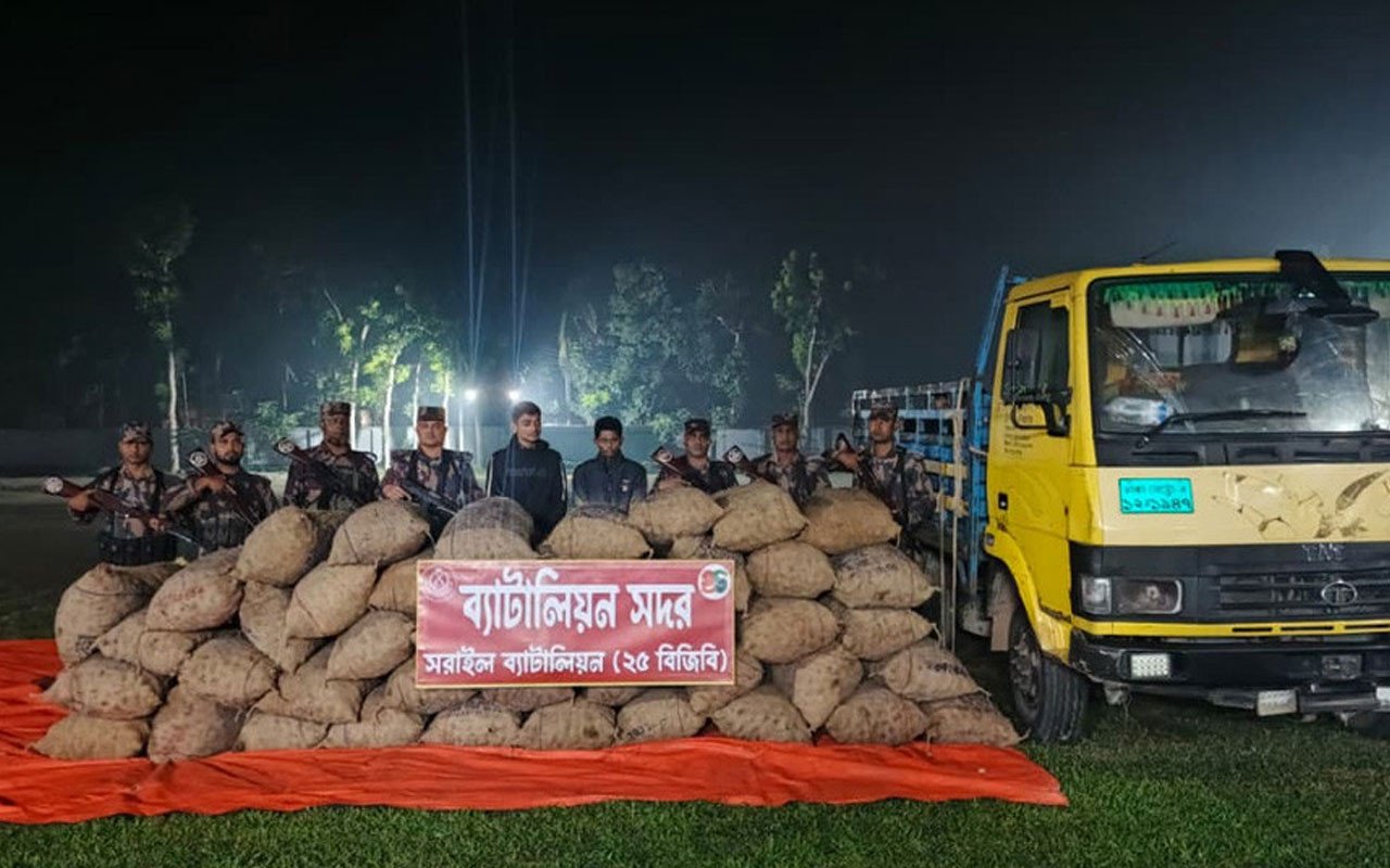 ব্রাহ্মণবাড়িয়ায় ভারতীয় ৬ টন আলু জব্দ