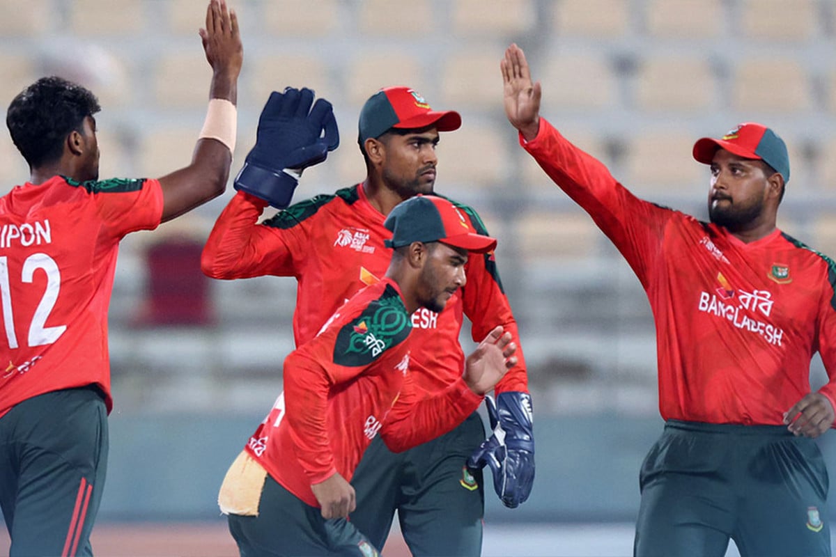 বাংলাদেশের বিপক্ষে ৫ উইকেট হারিয়ে চাপে পাকিস্তান