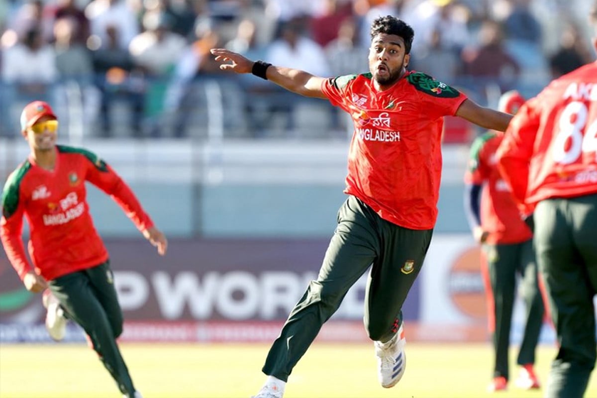 পাকিস্তানকে ১২৫ রানে থামিয়ে শিরোপার স্বপ্ন দেখছে বাংলাদেশ