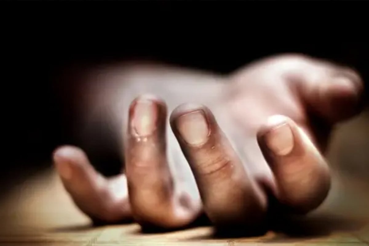 বগুড়ায় নববধূ গলায় ফাঁস দিয়ে আত্মহত্যা,স্বামী আটক