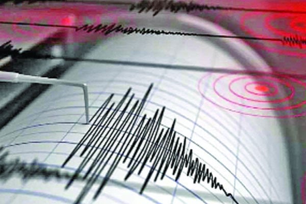 ভয়ংকর ঝুঁকিতে ১৫ এলাকা