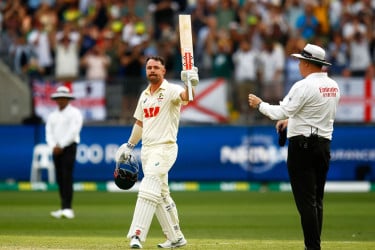 হেডের বিধ্বংসী ইনিংসে বড় ক্ষতি অস্ট্রেলিয়ার